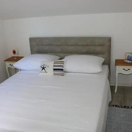 Vila Nostra Vita -apartmani 컨트리하우스 *
