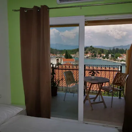 Vila Nostra Vita -apartmani Country house Blace